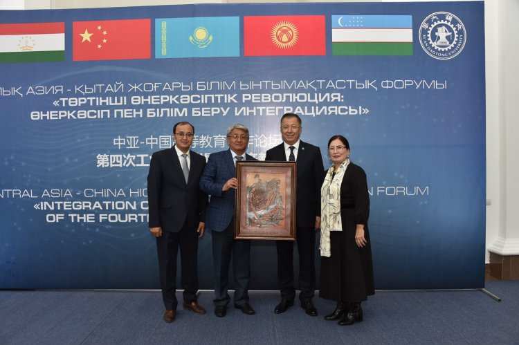 Ректор ЕМУ на форуме по сотрудничеству Китая и Центральной Азии!