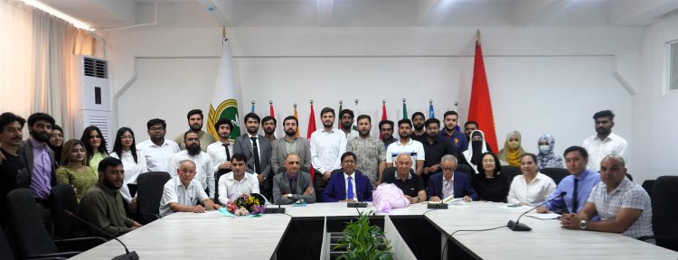 Ambassador of Pakistan to the University
